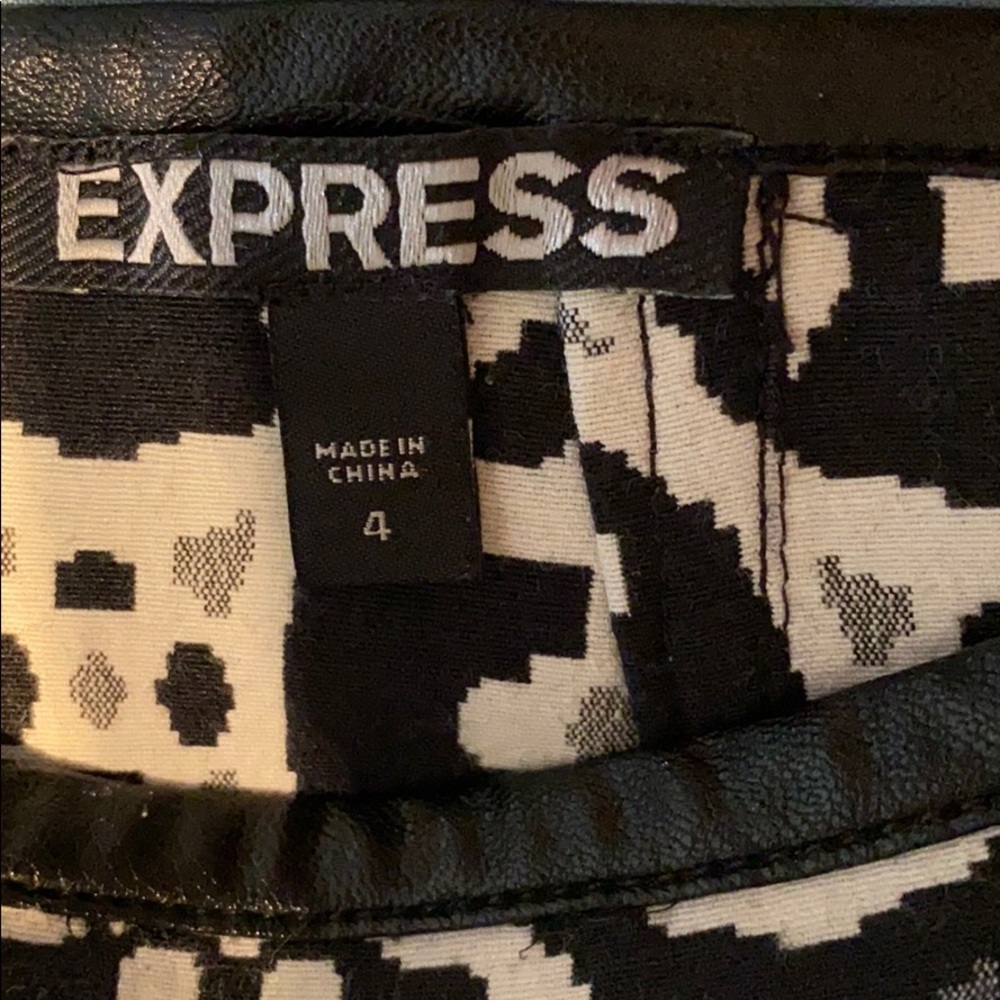 Express Patterned Mini Skirt - image 2